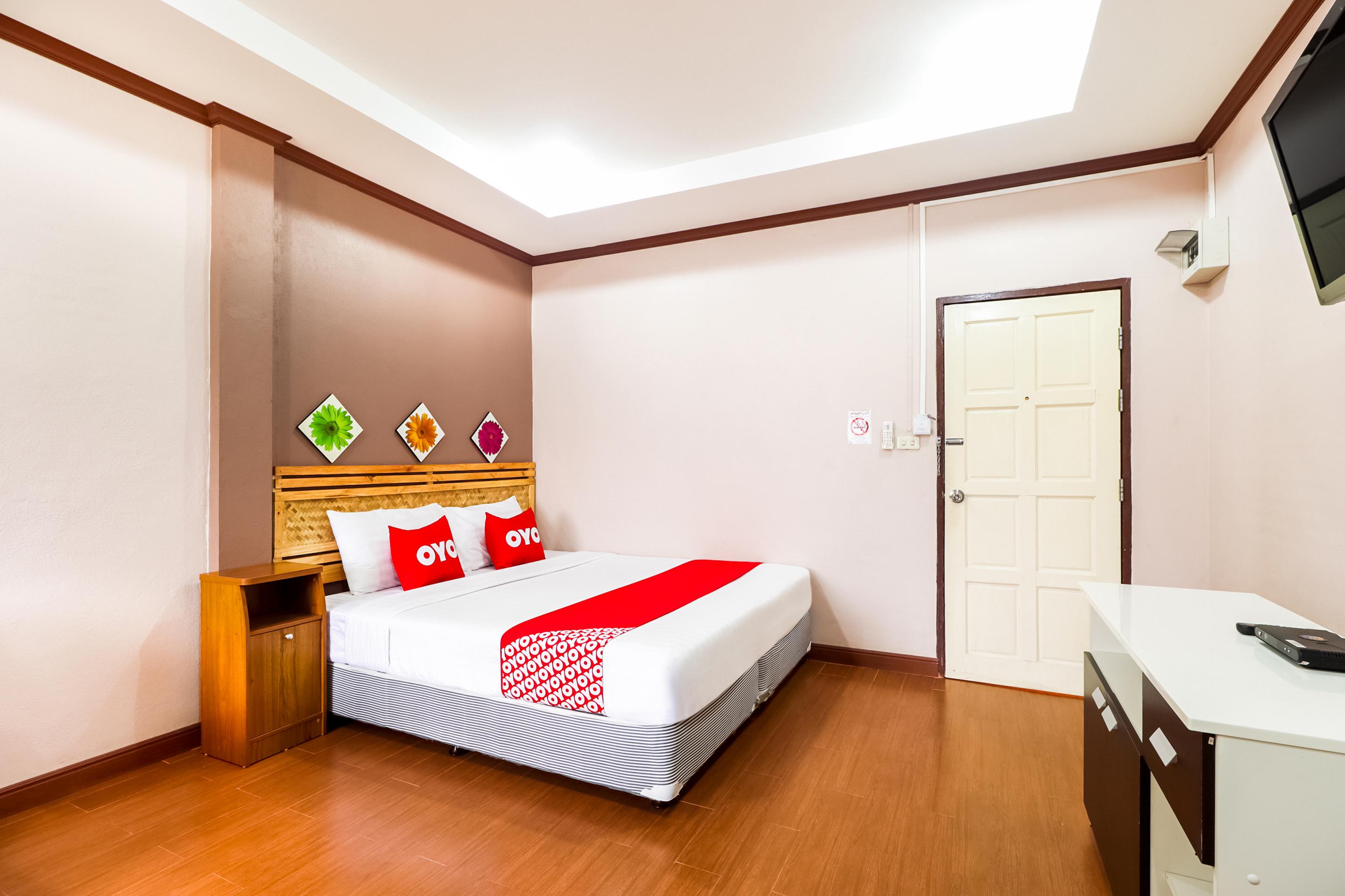 Oyo 359 Golden Nakara Place Чианг Сеeн Екстериор снимка