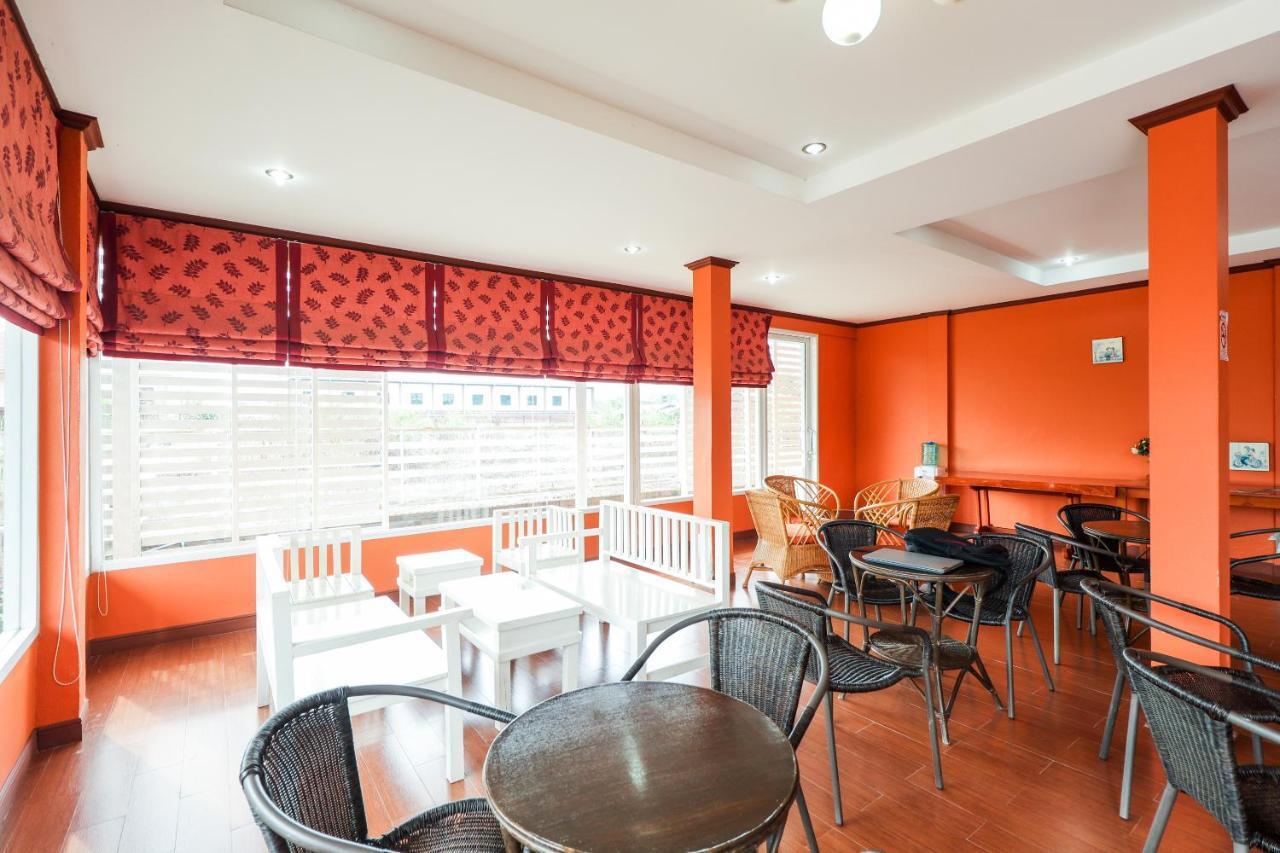 Oyo 359 Golden Nakara Place Чианг Сеeн Екстериор снимка