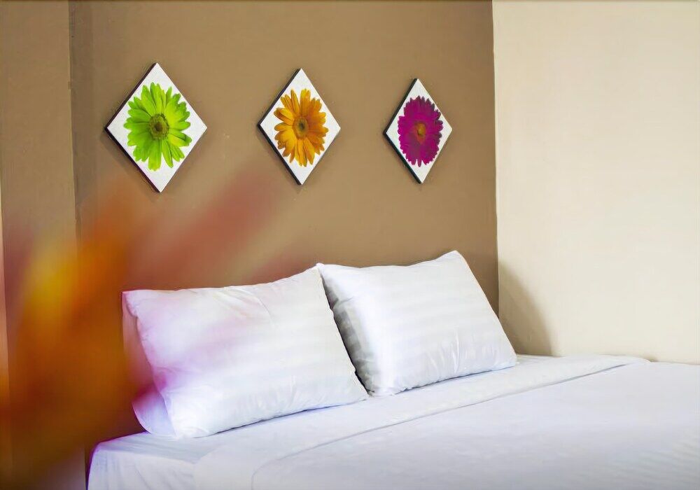 Oyo 359 Golden Nakara Place Чианг Сеeн Екстериор снимка